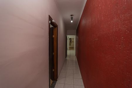 Casa para alugar com 147m², 2 quartos e 2 vagas Casa para alugar com 147m², 2 quartos e 2 vagasCorredor