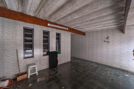 Casa para alugar com 147m², 2 quartos e 2 vagas Casa para alugar com 147m², 2 quartos e 2 vagasGaragem