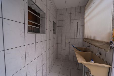 Casa para alugar com 147m², 2 quartos e 2 vagas Casa para alugar com 147m², 2 quartos e 2 vagasÁrea de Serviço