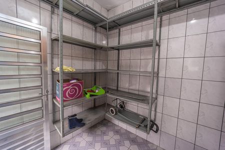 Casa para alugar com 147m², 2 quartos e 2 vagas Casa para alugar com 147m², 2 quartos e 2 vagasQuarto de Serviço