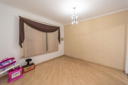 Casa para alugar com 147m², 2 quartos e 2 vagas Casa para alugar com 147m², 2 quartos e 2 vagasSala