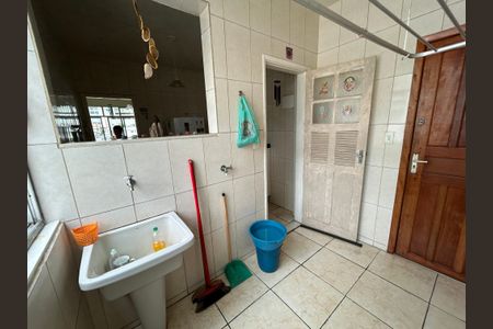 Apartamento à venda com 68m², 2 quartos e 1 vagaÁrea de Serviço