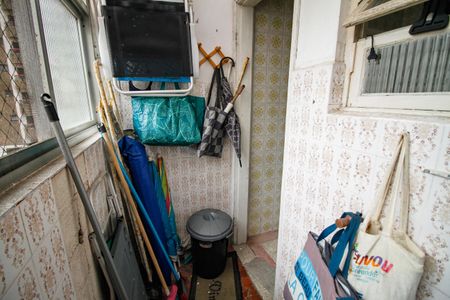 Apartamento para alugar com 60m², 2 quartos e 1 vagaÁrea de Serviço