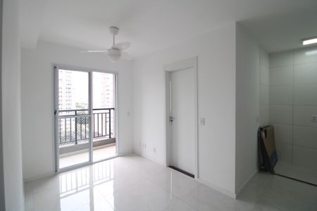 Sala de apartamento para alugar com 2 quartos, 37m² em Vila Isa, São Paulo