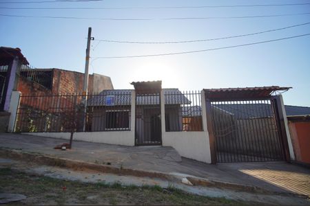 Casa para alugar com 360m², 2 quartos e 3 vagasFachada