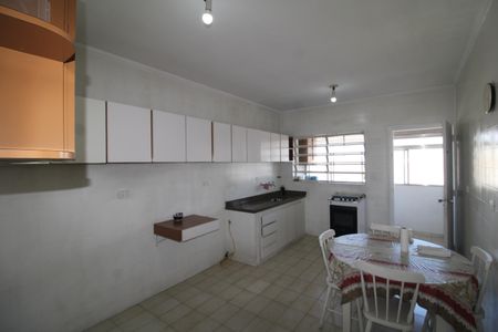 Casa à venda com 250m², 3 quartos e 2 vagasCozinha