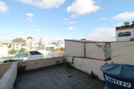 Casa à venda com 250m², 3 quartos e 2 vagasQuintal