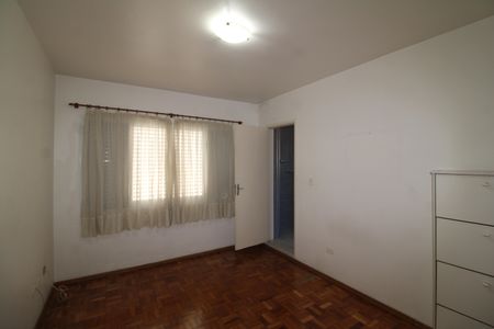 Casa à venda com 250m², 3 quartos e 2 vagasQuarto 1