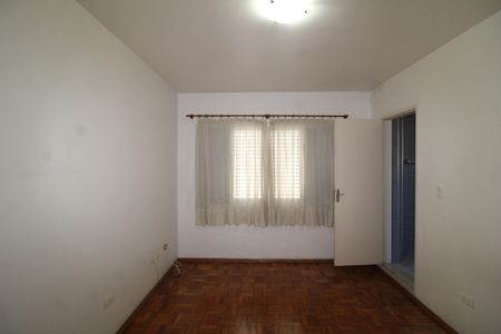 Casa à venda com 250m², 3 quartos e 2 vagasQuarto 1