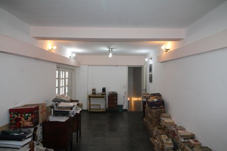 Casa à venda com 250m², 3 quartos e 2 vagasQuarto 5