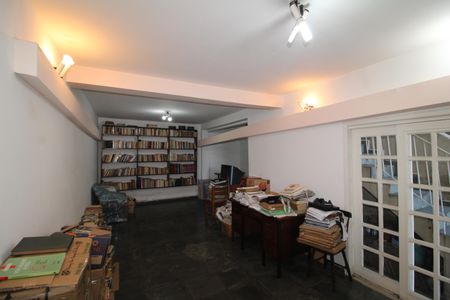 Casa à venda com 250m², 3 quartos e 2 vagasQuarto 5