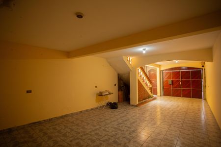 Casa à venda com 193m², 2 quartos e 3 vagasGARAGEM