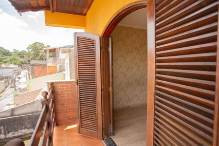 Casa à venda com 193m², 2 quartos e 3 vagasVARANDA DO QUARTO 1