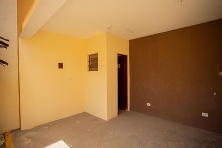 Casa à venda com 193m², 2 quartos e 3 vagasQUINTAL E ÁREA DE SERVIÇO