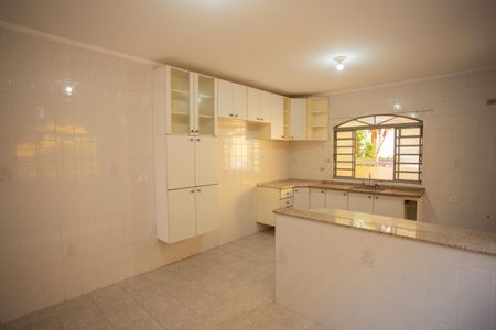 Casa à venda com 193m², 2 quartos e 3 vagasCOPA E COZINHA