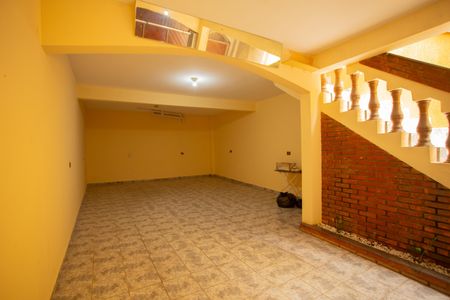 Casa à venda com 193m², 2 quartos e 3 vagasGARAGEM