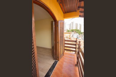 Casa à venda com 193m², 2 quartos e 3 vagasVARANDA DO QUARTO 1