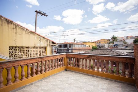 VARANDA DA SALA de casa à venda com 2 quartos, 193m² em Parque Maria Domitila, São Paulo