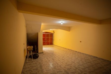 Casa à venda com 193m², 2 quartos e 3 vagasGARAGEM