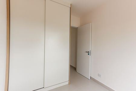 Quarto  de apartamento para alugar com 1 quarto, 30m² em Quitaúna, Osasco
