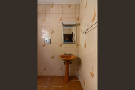 Casa para alugar com 180m², 3 quartos e sem vaga Casa para alugar com 180m², 3 quartos e sem vagaBanheiro 1