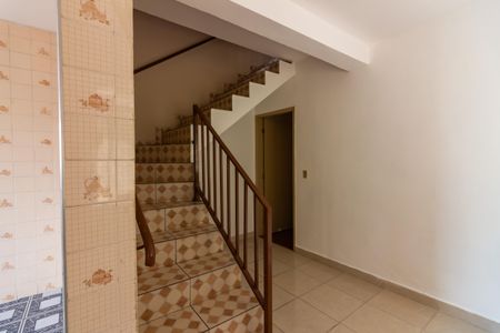 Casa para alugar com 180m², 3 quartos e sem vaga Casa para alugar com 180m², 3 quartos e sem vagaComodo