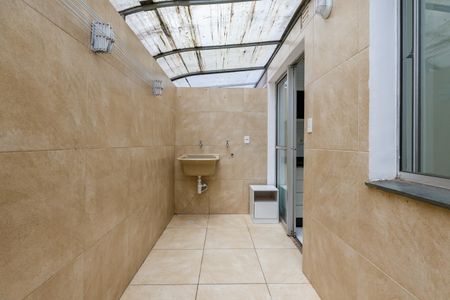 Apartamento para alugar com 57m², 3 quartos e 1 vagaÁrea de Serviço