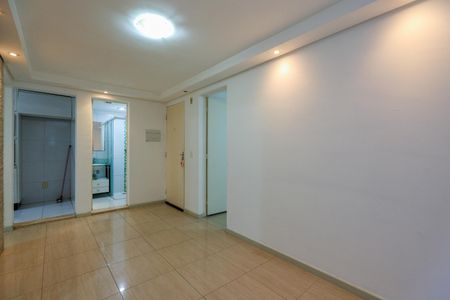 Apartamento para alugar com 57m², 3 quartos e 1 vagaSala