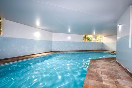 Apartamento à venda com 490m², 4 quartos e 4 vagasÁrea Comum - Piscina Aquecida