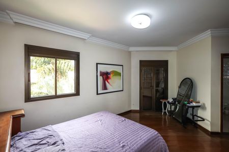 Apartamento à venda com 490m², 4 quartos e 4 vagasSuíte 2