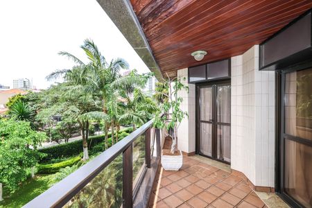 Apartamento à venda com 490m², 4 quartos e 4 vagasVaranda