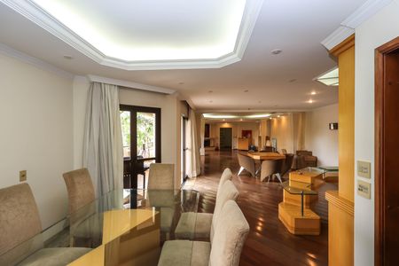 Apartamento à venda com 490m², 4 quartos e 4 vagasSala