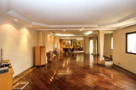 Apartamento à venda com 490m², 4 quartos e 4 vagasSala