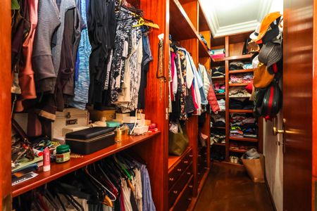 Apartamento à venda com 490m², 4 quartos e 4 vagasSuíte 2