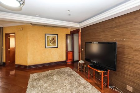 Apartamento à venda com 490m², 4 quartos e 4 vagasSala de TV