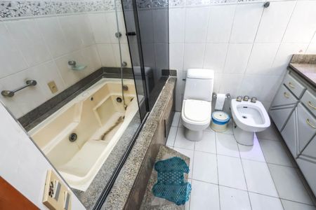 Apartamento à venda com 490m², 4 quartos e 4 vagasSuíte 1
