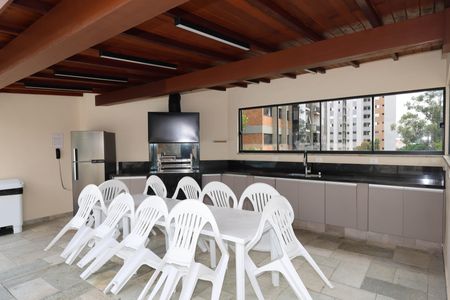 Apartamento à venda com 490m², 4 quartos e 4 vagasÁrea comum - Churrasqueira