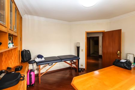 Apartamento à venda com 490m², 4 quartos e 4 vagasEscritório