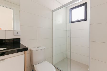 Banheiro de apartamento para alugar com 1 quarto, 32m² em Quitaúna, Osasco