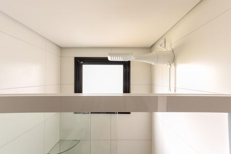 Banheiro de apartamento para alugar com 1 quarto, 32m² em Quitaúna, Osasco