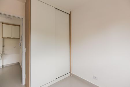 Quarto  de apartamento para alugar com 1 quarto, 32m² em Quitaúna, Osasco