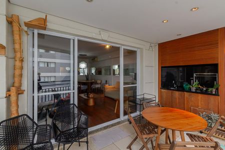 Apartamento à venda com 157m², 4 quartos e 2 vagasVaranda gourmet