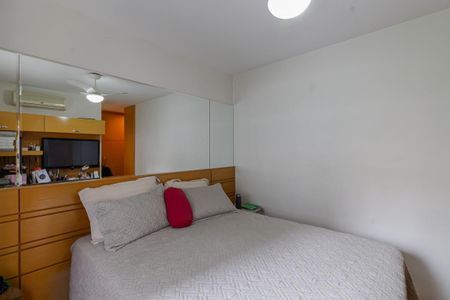 Apartamento à venda com 157m², 4 quartos e 2 vagasSuíte 1