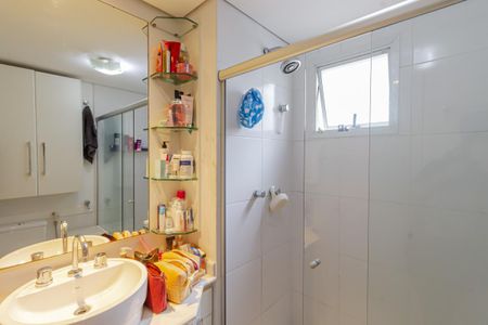 Apartamento à venda com 157m², 4 quartos e 2 vagasBanheiro da Suíte 1