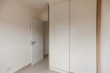 Quarto  de apartamento para alugar com 1 quarto, 32m² em Quitaúna, Osasco