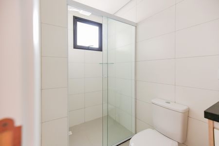 Banheiro de apartamento para alugar com 1 quarto, 32m² em Quitaúna, Osasco