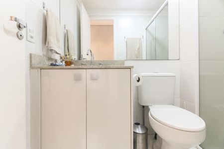 Apartamento à venda com 63m², 2 quartos e 1 vagaBanheiro Social 