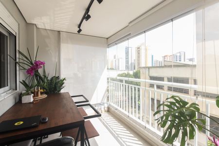 Apartamento à venda com 63m², 2 quartos e 1 vagaVaranda 