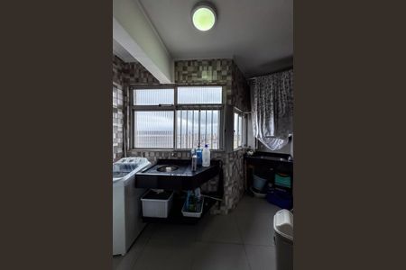 Apartamento à venda com 118m², 3 quartos e 1 vagaÁrea de Serviço