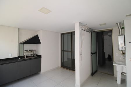 Apartamento à venda com 81m², 3 quartos e 2 vagasSala / Cozinha - Varanda